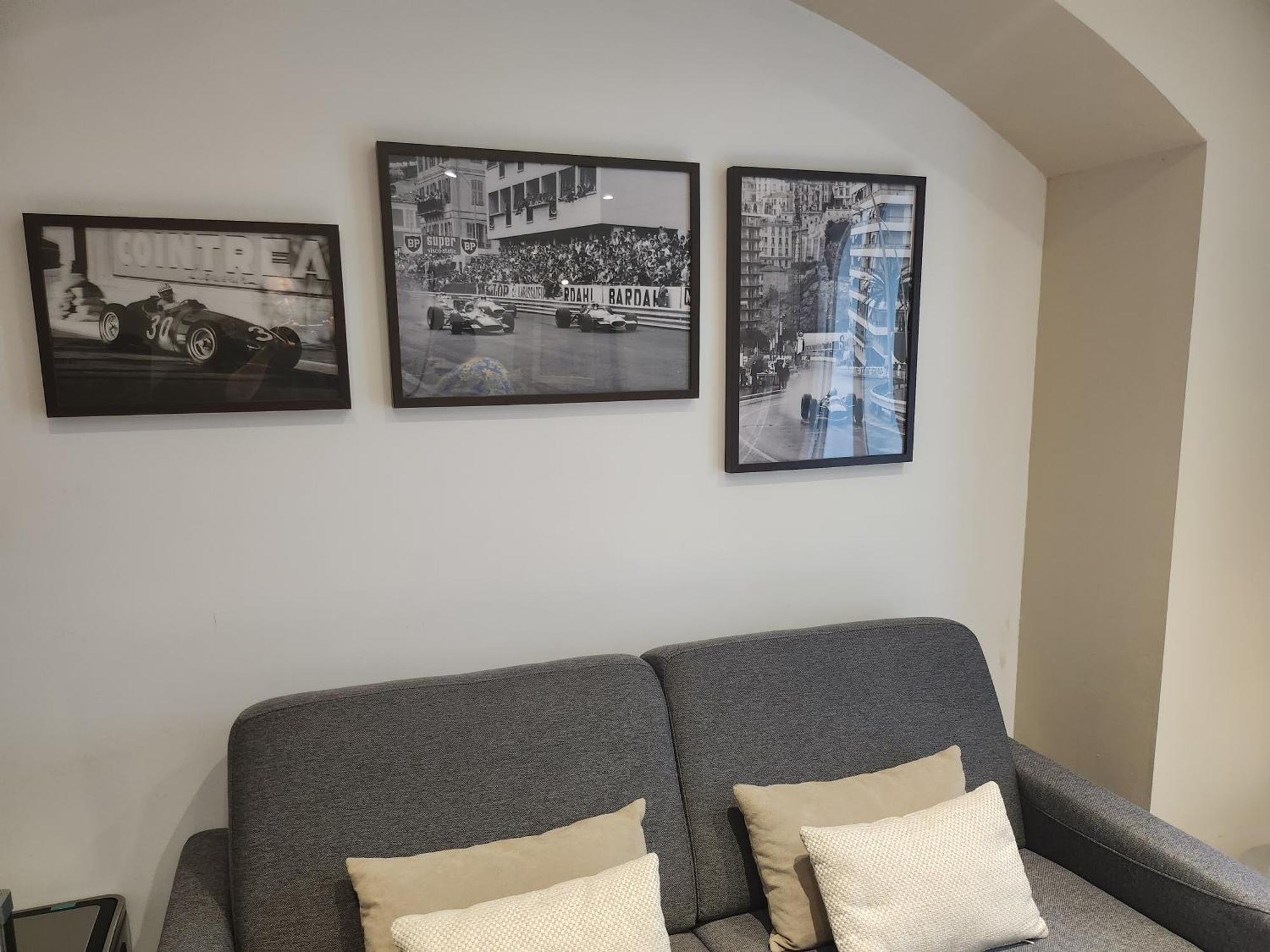 Le Mas D'Angeline, Vue Mer, Jardin Commun, Parking, Voiture Requise, 10 Min En Voiture De Monaco, Route Etroite, Pente Raide, Croisement Limite, Sea View, Shared Garden, Parking, Car Required, 10 Min Drive From Monaco, Narrow Steep Road, Limited Pass Beausoleil Luaran gambar
