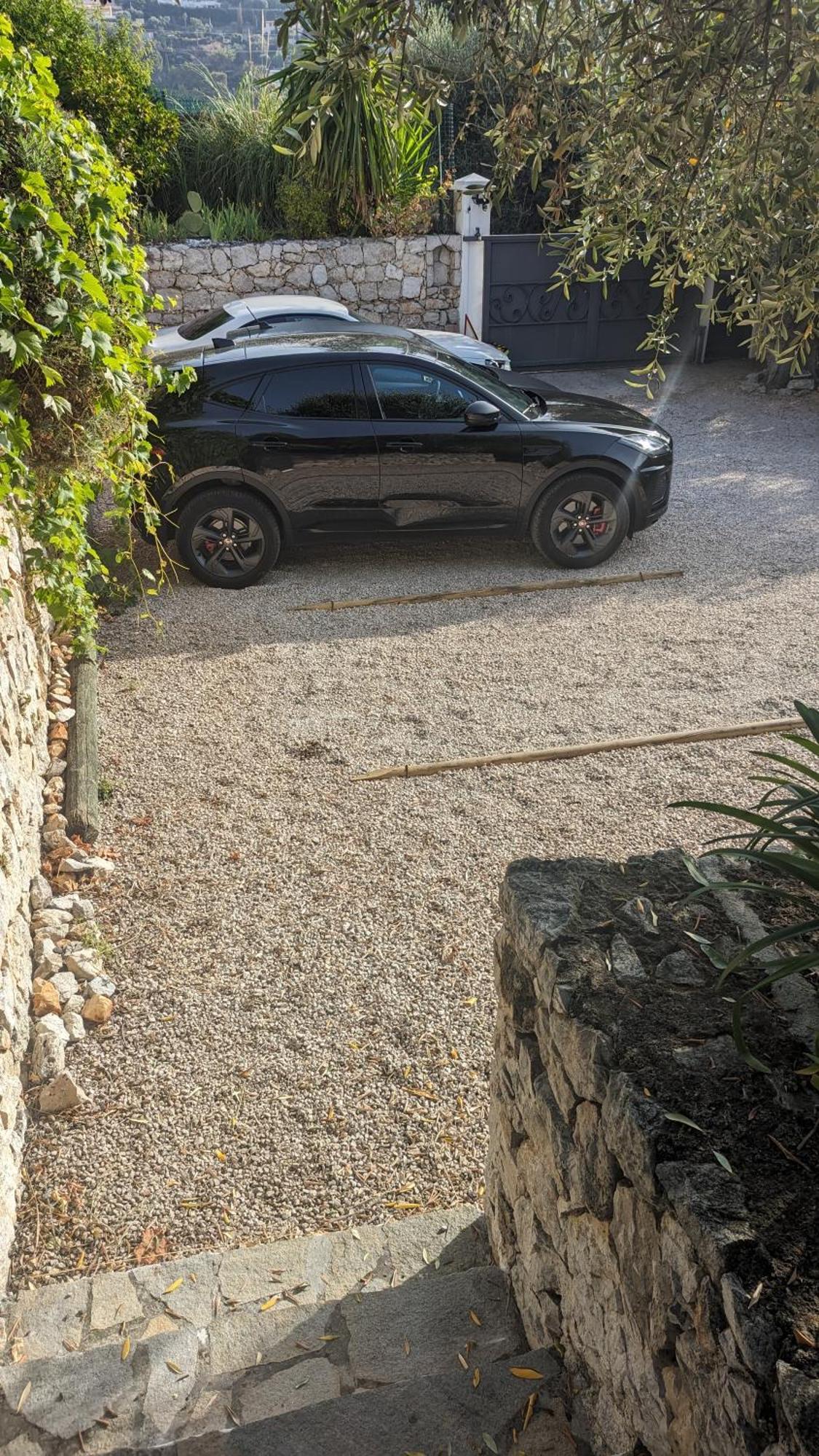 Le Mas D'Angeline, Vue Mer, Jardin Commun, Parking, Voiture Requise, 10 Min En Voiture De Monaco, Route Etroite, Pente Raide, Croisement Limite, Sea View, Shared Garden, Parking, Car Required, 10 Min Drive From Monaco, Narrow Steep Road, Limited Pass Beausoleil Luaran gambar
