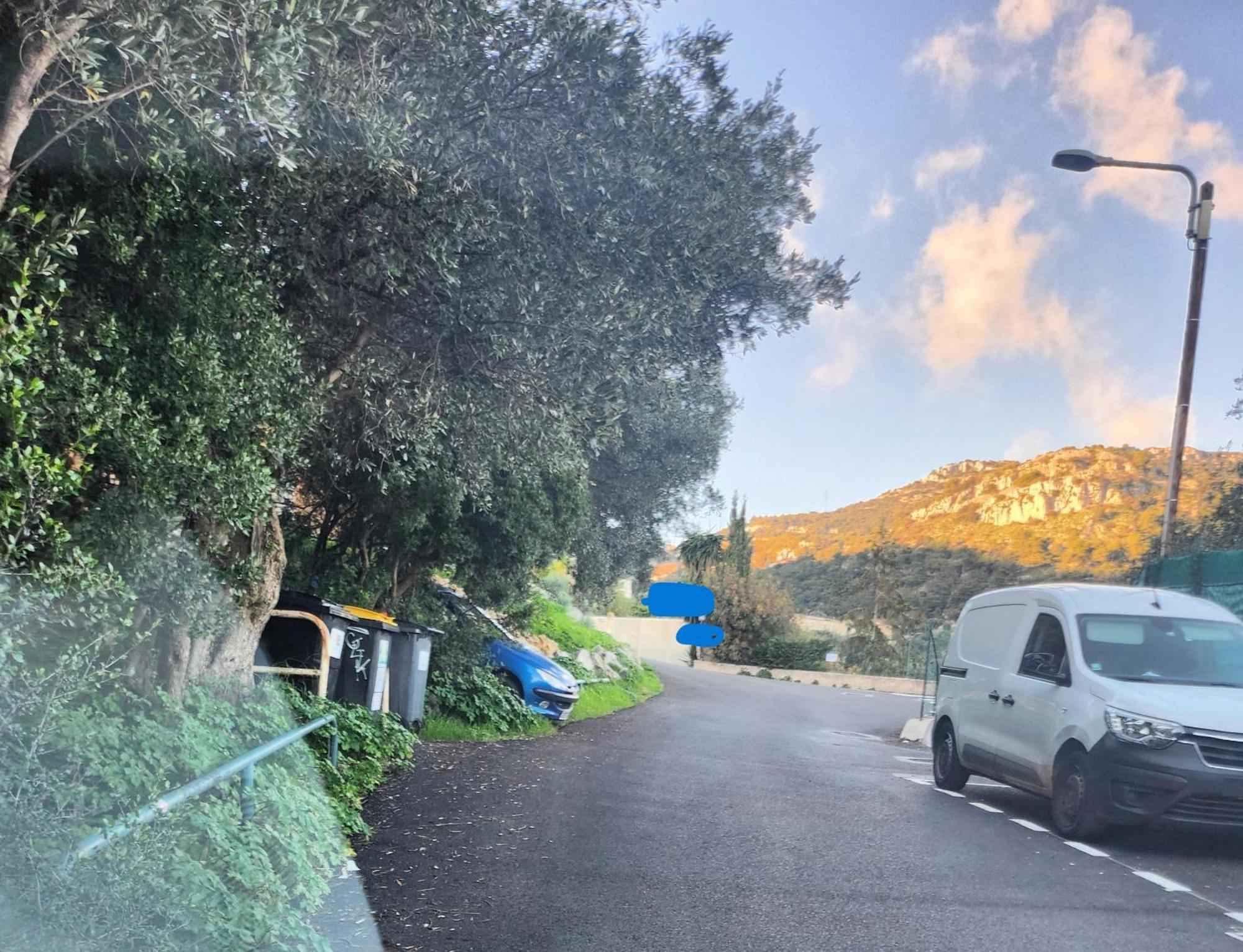 Le Mas D'Angeline, Vue Mer, Jardin Commun, Parking, Voiture Requise, 10 Min En Voiture De Monaco, Route Etroite, Pente Raide, Croisement Limite, Sea View, Shared Garden, Parking, Car Required, 10 Min Drive From Monaco, Narrow Steep Road, Limited Pass Beausoleil Luaran gambar